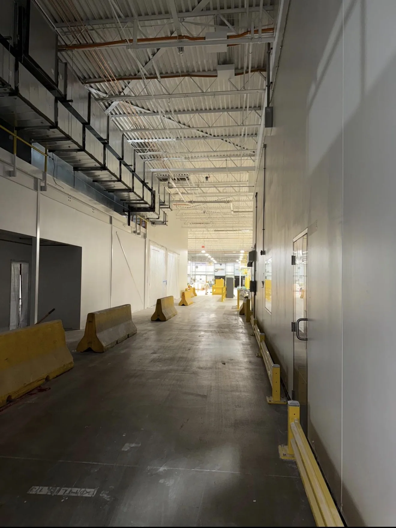 Commercial and industrial painting services